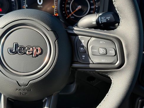 New 2026 Jeep Gladiator Mojave AWD/4WD image 16