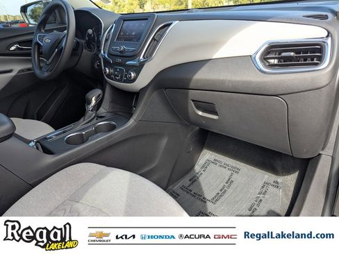 Used 2024 Chevrolet Equinox LS w/ LS Convenience Package image 9