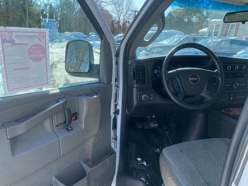 Used 2021 GMC Savana 3500 w/ Power Convenience Package image 10