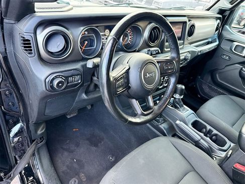 Used 2021 Jeep Wrangler Unlimited Sport image 10