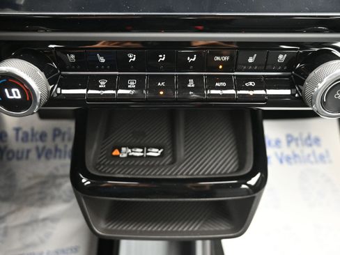 New 2027 Chevrolet Bolt RS w/ Technology Package FWD image 16