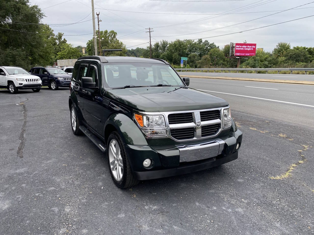 Used 2010 Dodge Nitro SE w/ Chrome Accents Group AWD/4WD image 4