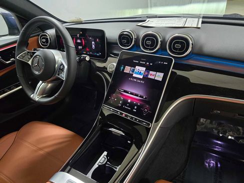 Certified 2025 Mercedes-Benz C 300 4MATIC Sedan image 10