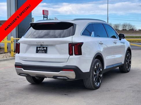New 2025 Kia Sorento SX FWD image 4