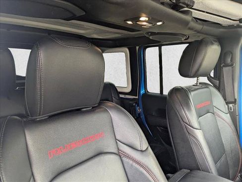 Used 2022 Jeep Wrangler Unlimited Rubicon AWD/4WD image 18