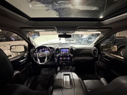 Used 2019 GMC Sierra 1500 SLT w/ SLT Premium Package AWD/4WD image 18