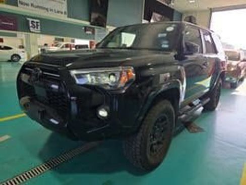 Used 2023 Toyota 4Runner SR5 Premium w/ Moonroof Package RWD image 1