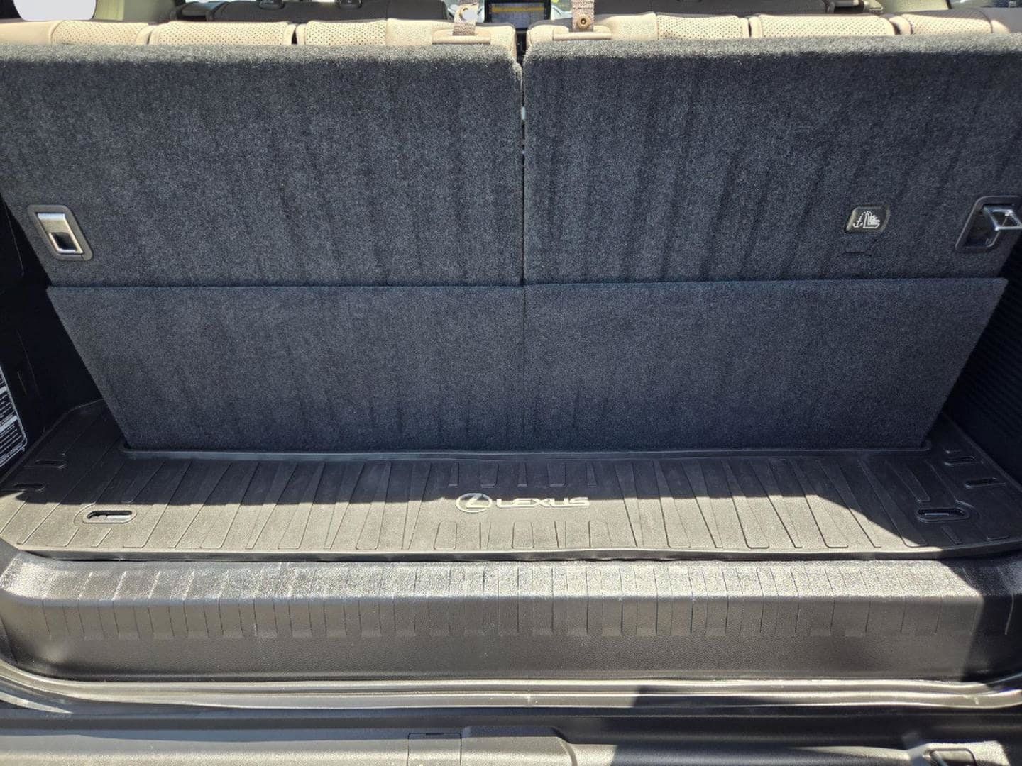 Used 2023 Lexus GX 460 Premium AWD/4WD image 30