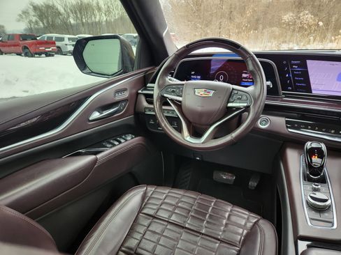 Used 2022 Cadillac Escalade Sport Platinum image 24