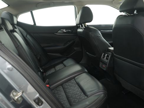 Used 2019 Nissan Maxima Platinum w/ Sport Mat Group image 12
