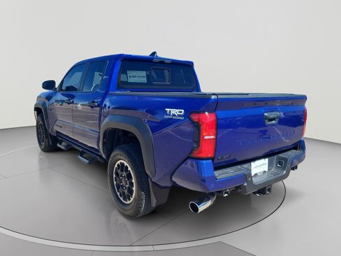 Used 2024 Toyota Tacoma TRD Off-Road w/ TRD Off Road Upgrade Package AWD/4WD image 3