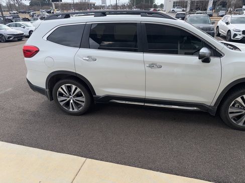 Used 2021 Subaru Ascent Touring image 6