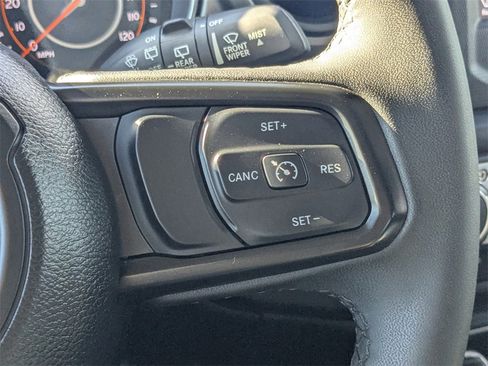 Used 2023 Jeep Wrangler Sport S image 23