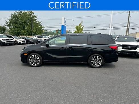 Used 2025 Honda Odyssey Elite image 4