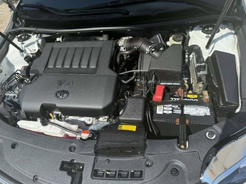 Used 2016 Toyota Avalon Limited w/ Toyota Safety Sense Package FWD image 36