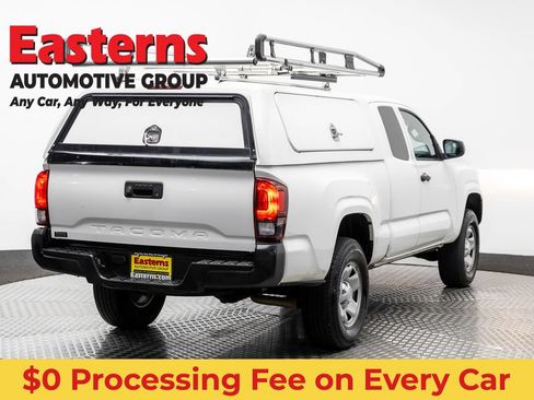 Used 2020 Toyota Tacoma SR RWD image 5