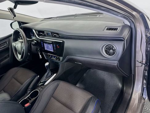 Certified 2018 Toyota Corolla SE image 27