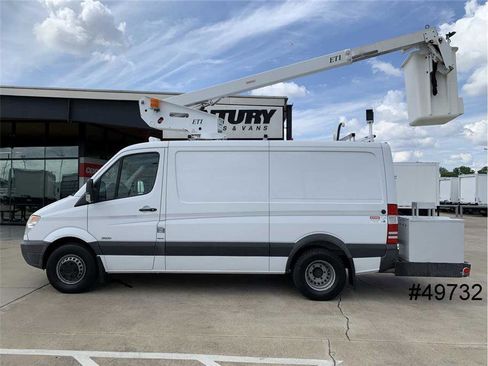 Used 2012 Mercedes-Benz Sprinter 3500 image 6