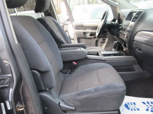 Used 2012 Nissan Armada SV image 24