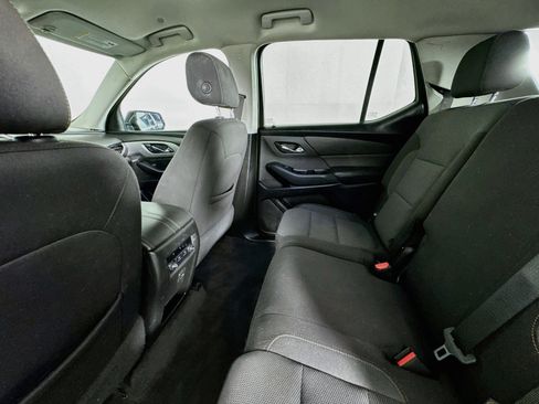 Used 2020 Chevrolet Traverse LS FWD image 23