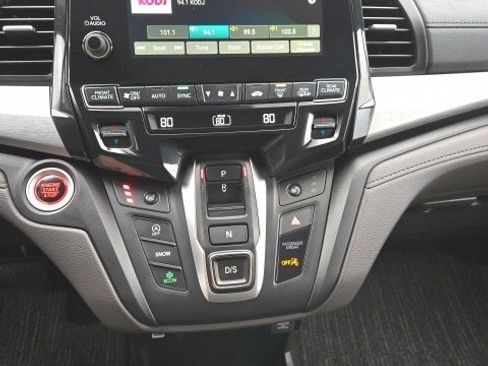 Used 2024 Honda Odyssey EX-L image 15