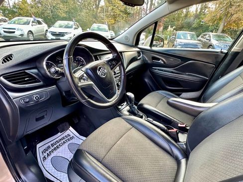 Used 2018 Buick Encore Preferred image 9