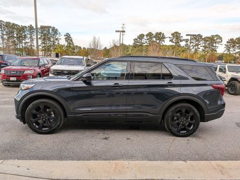 Certified 2024 Ford Explorer ST-Line w/ Class IV Trailer Tow Package image 8