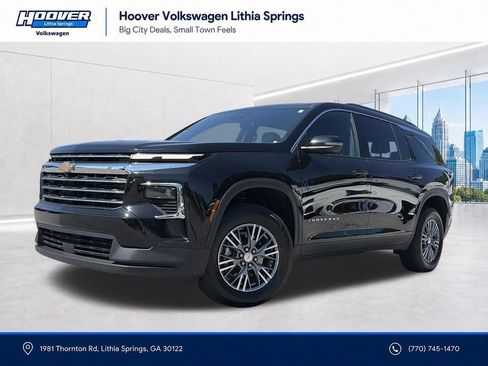 Used 2026 Chevrolet Traverse LT AWD/4WD image 1