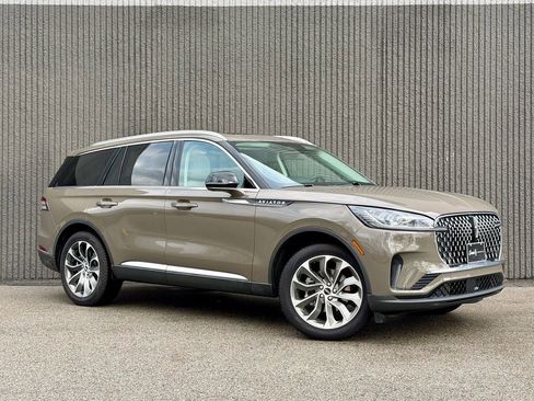 New 2026 Lincoln Aviator AWD image 8