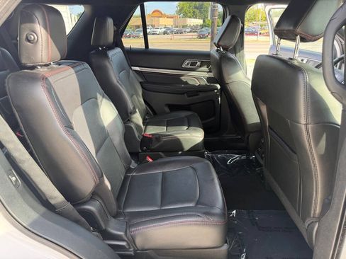 Used 2018 Ford Explorer Sport w/ Equipment Group 401A AWD/4WD image 14