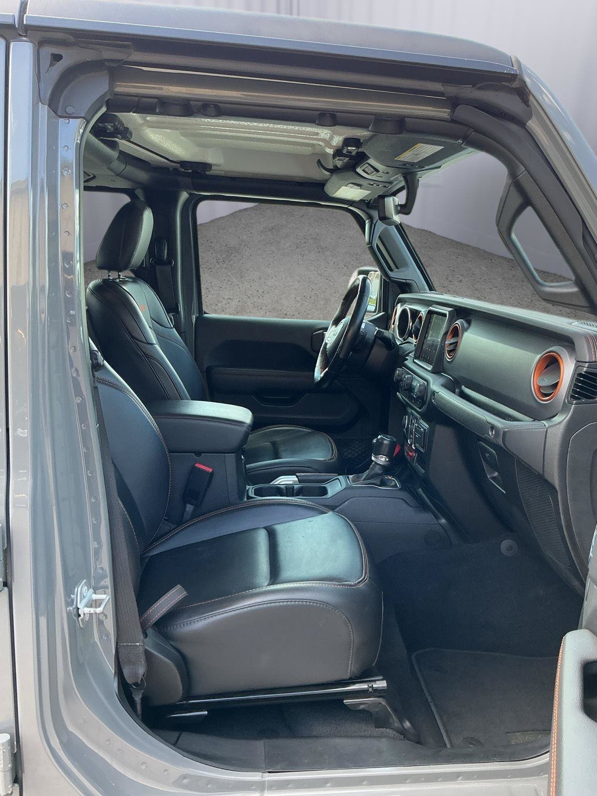Used 2021 Jeep Gladiator Mojave AWD/4WD image 24