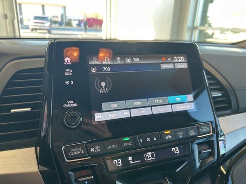 Used 2024 Honda Odyssey Touring image 30
