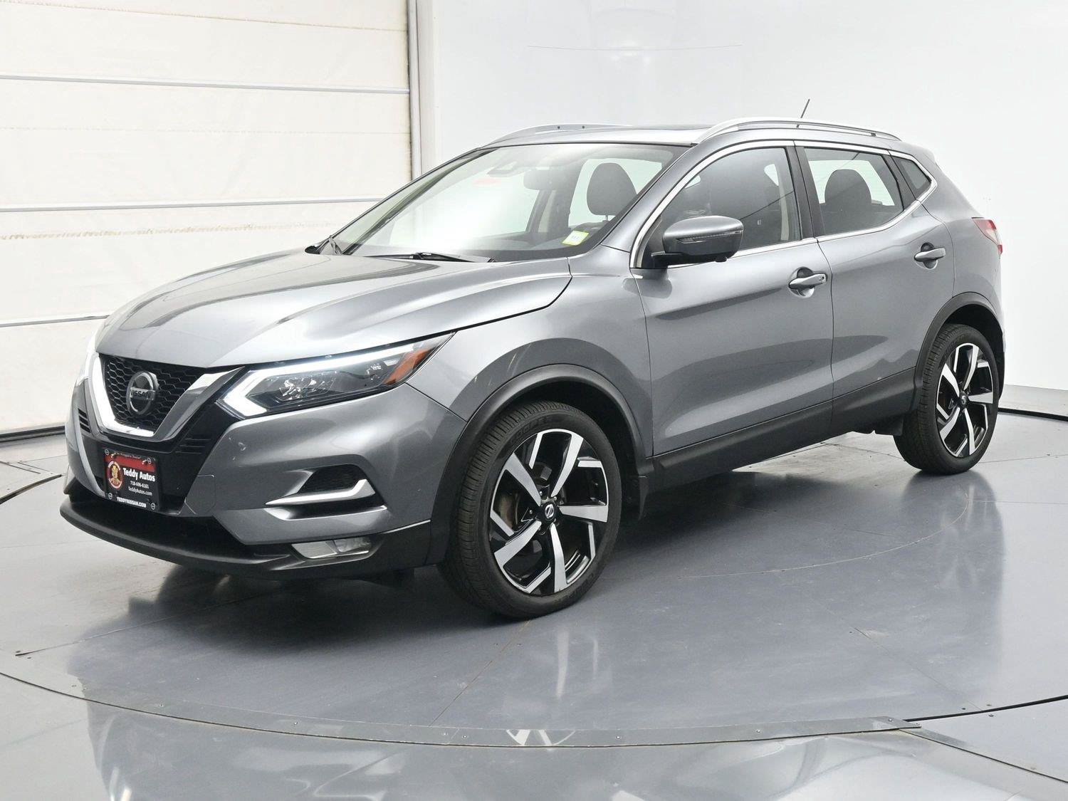 Certified 2021 Nissan Rogue Sport SL w/ Premium Package AWD/4WD image 1