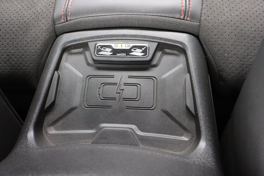 Used 2022 Chevrolet Camaro ZL1 RWD image 19