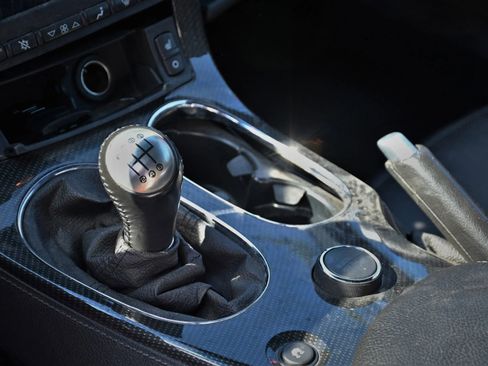 Used 2010 Chevrolet Corvette ZR1 w/ Preferred Equipment Group RWD image 19