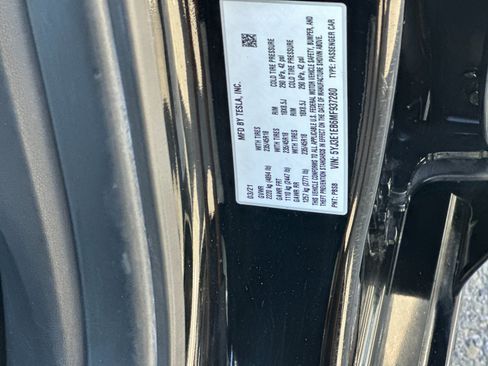 Used 2021 Tesla Model 3 Long Range AWD/4WD image 26