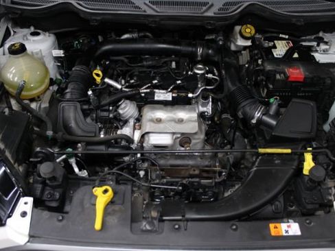 Used 2019 Ford EcoSport SE w/ SE Convenience Package image 30