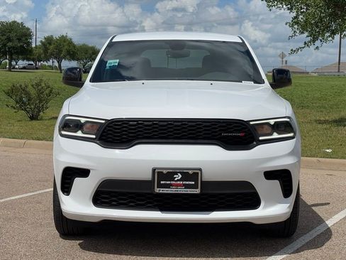 Used 2025 Dodge Durango GT RWD image 3