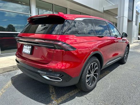 New 2025 Lincoln Nautilus Premier w/ Equipment Group 102A image 8