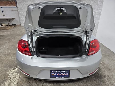 Used 2013 Volkswagen Beetle 2.5 image 35