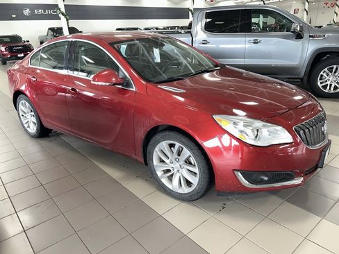 Used 2015 Buick Regal AWD image 2