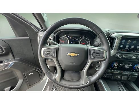 Certified 2021 Chevrolet Silverado 1500 LTZ w/ LTZ Premium Package AWD/4WD image 22