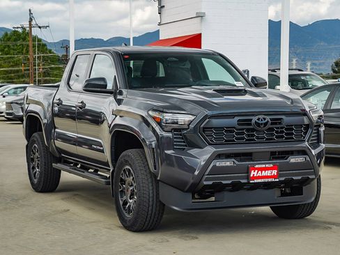 New 2026 Toyota Tacoma TRD Sport image 3