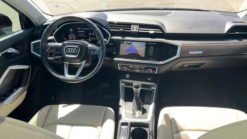 Used 2019 Audi Q3 2.0T Premium Plus w/ Premium Plus Package AWD/4WD image 7