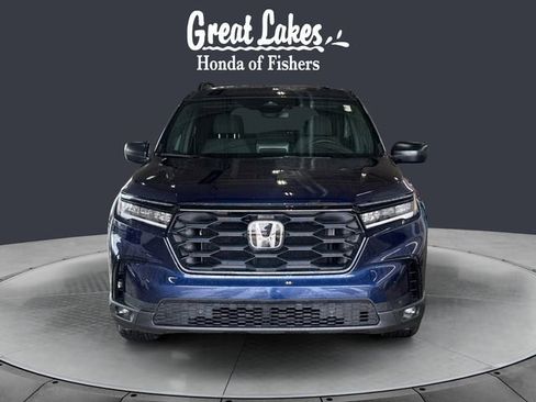 Used 2025 Honda Pilot Sport image 8