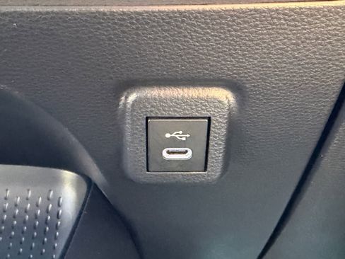 Used 2023 Toyota Corolla SE w/ Carpet Mat Package (TMS) FWD image 26