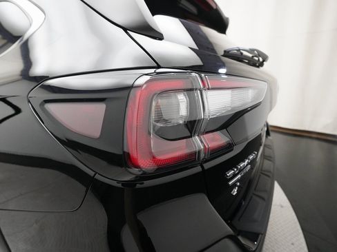 Certified 2025 Subaru Outback Touring XT image 33