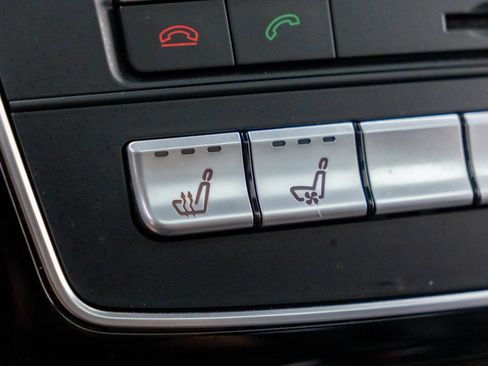 Used 2016 Mercedes-Benz GLE 63 AMG 4MATIC image 28