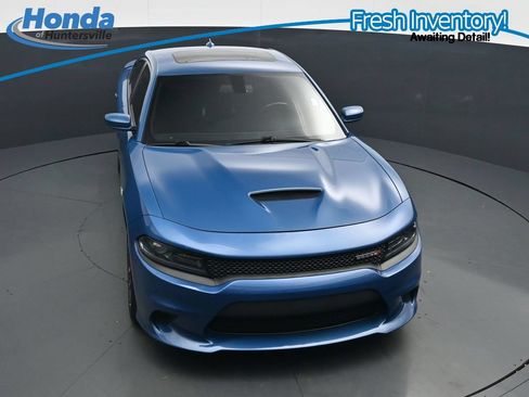 Used 2022 Dodge Charger R/T w/ Plus Group RWD image 18