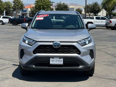 Used 2022 Toyota RAV4 XLE w/ Convenience Package AWD/4WD image 2
